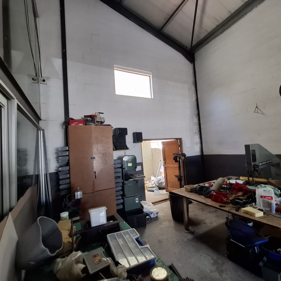 To Let commercial Property for Rent in Brackenfell Central Western Cape